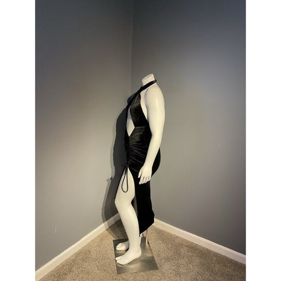 Fashion Nova Higher Standards Black Velvet Midi Dress Size Xs Peekaboo Sexy - Picture 2 of 6